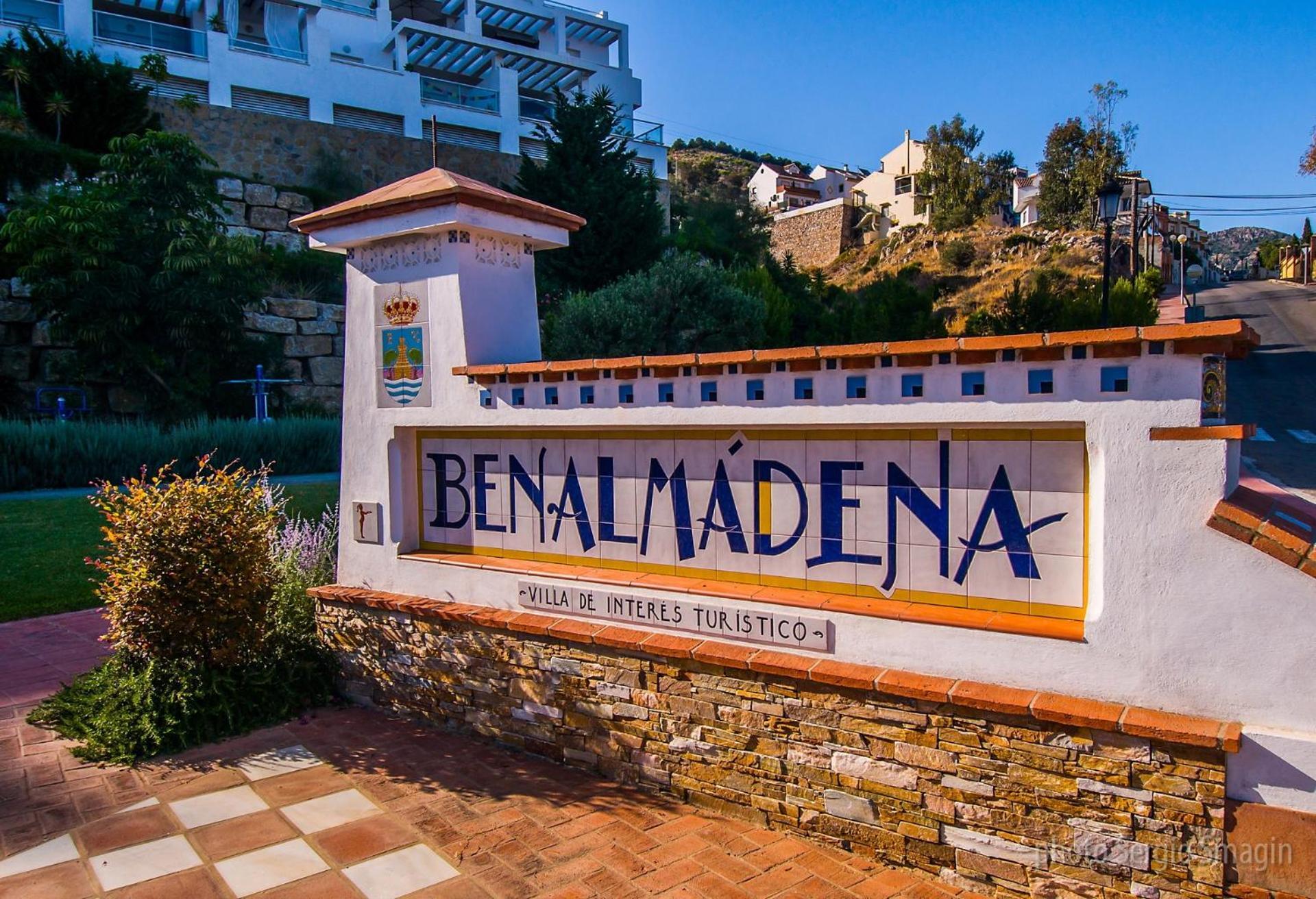 714 Iris Apartamento - Vista Al Mar - Cerca De Tren, Restaurantes, Tiendas - Playa A 10 Min Caminando 베날마데나코스타 외부 사진